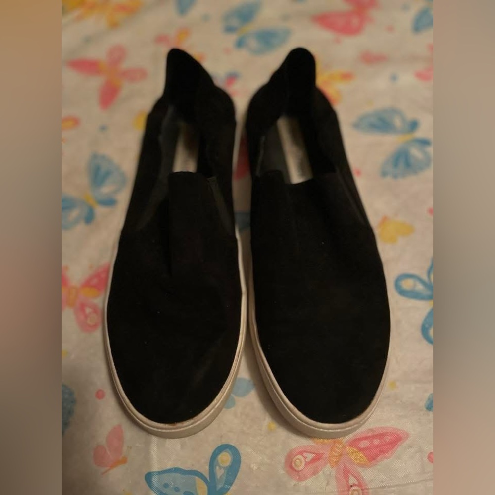 Steve Madden Black Slip-On Shoes Size 9.5
